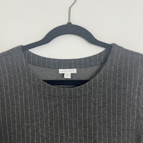J. Jill Ponte Knit Charcoal Gray Pinstripe 3/4 Sleeve Knee Length Shift Dress M - Picture 6 of 11